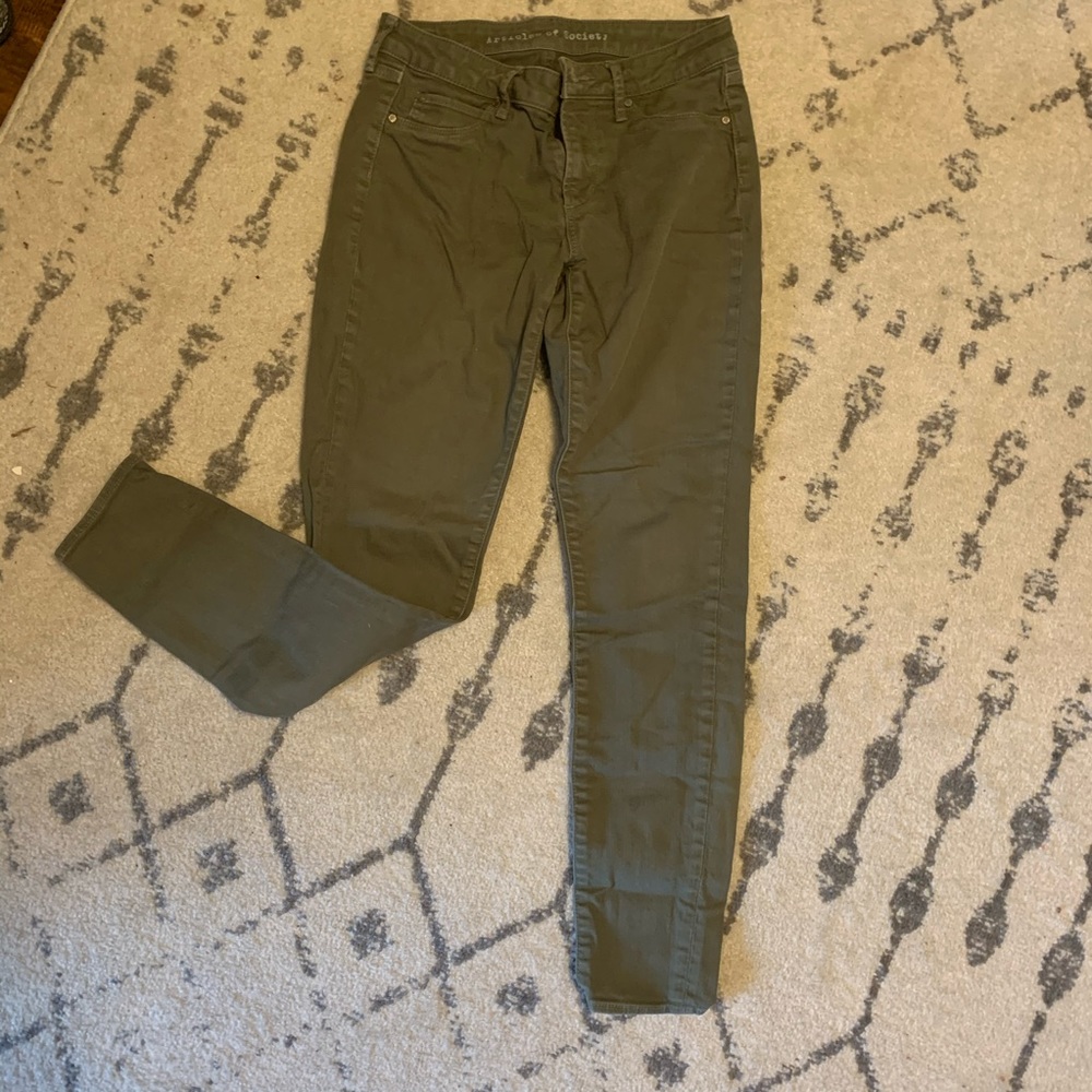 Olive jeans